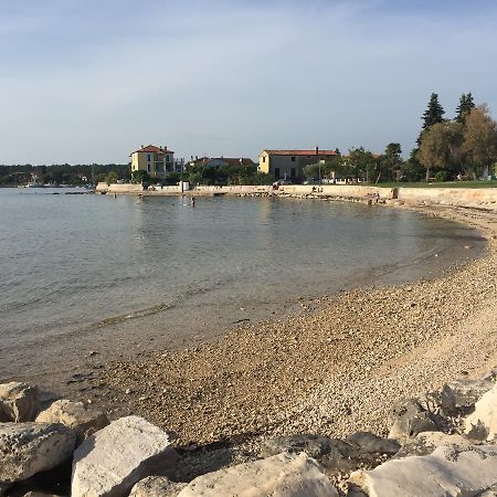 Aqua Family Apartments Karigador Dış mekan fotoğraf