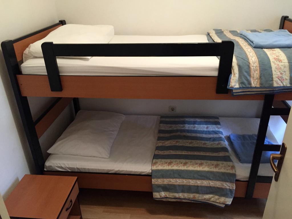 Aqua Family Apartments Karigador Dış mekan fotoğraf